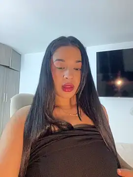 Snapshot of Aitana98_ chatting on September 22, 2025, 2:17 am Aitana98 online show from September 22, 2025, 2:17 am