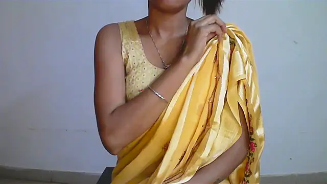 Snapshot of collage_hoty chatting on February 25, 2025, 10:42 pm collage hoty online show from February 25, 2025, 10:42 pm