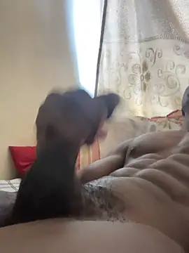 eyoItsRiley online show from November 8, 2025, 7:34 am