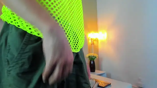 SEANTROYY online show from October 10, 2025, 3:51 am