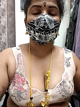 gaurika18 online show from May 24, 2026, 5:35 pm