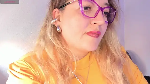 Snapshot of Naty_Mature_ chatting on April 20, 2026, 5:36 pm Naty Mature online show from April 20, 2026, 5:36 pm