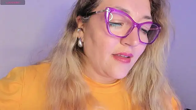 Snapshot of Naty_Mature_ chatting on April 21, 2026, 1:42 am Naty Mature online show from April 21, 2026, 1:42 am