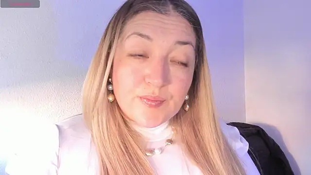 Snapshot of Naty_Mature_ chatting on May 20, 2026, 5:32 pm Naty Mature online show from May 20, 2026, 5:32 pm