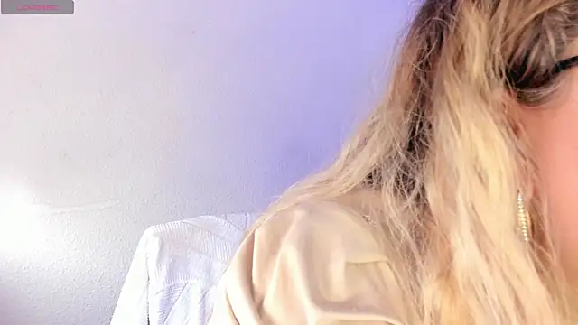 Snapshot of Naty_Mature_ chatting on April 23, 2026, 5:25 pm Naty Mature online show from April 23, 2026, 5:25 pm