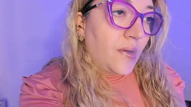 Naty Mature  online show from January 14, 2026, 6:22 pm