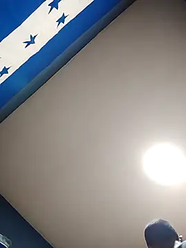 Snapshot of minitranca chatting on March 6, 2026, 2:17 am minitranca online show from March 6, 2026, 2:17 am