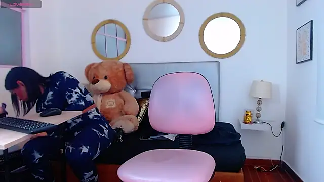 zoe hecate sexx online show from October 18, 2025, 11:51 pm