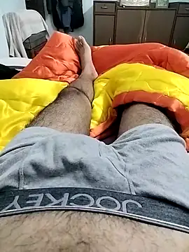 Snapshot of luckylads0037 chatting on December 20, 2025, 5:38 pm luckylads0037 online show from December 20, 2025, 5:38 pm