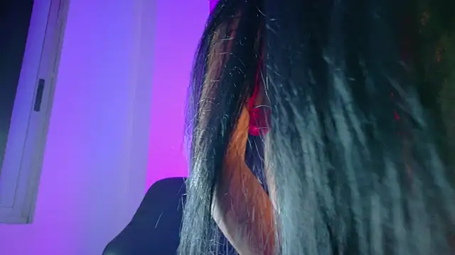 Snapshot of meggan_77 chatting on March 17, 2026, 6:27 am meggan 77 online show from March 17, 2026, 6:27 am