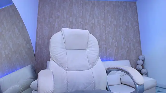 meggan 77 online show from March 13, 2025, 8:59 am