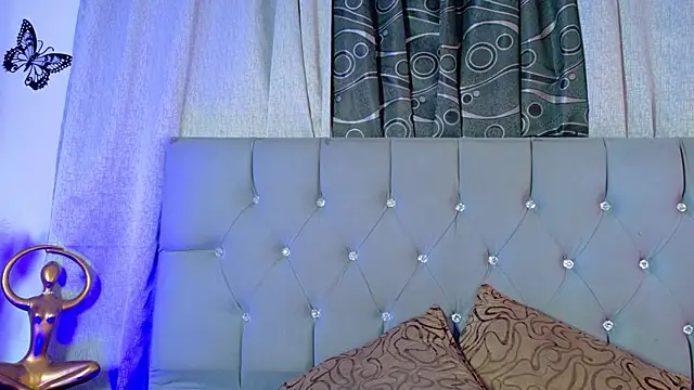 meggan 77 online show from December 23, 2025, 4:23 am