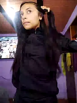 emma ambar online show from March 12, 2025, 1:14 am