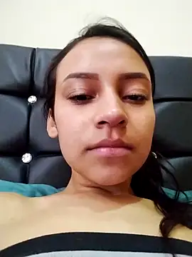 emma ambar online show from September 11, 2025, 4:29 pm