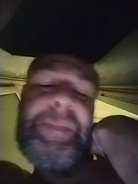 Snapshot of Andrzej-M chatting on June 2, 2026, 11:05 pm Andrzej-M online show from June 2, 2026, 11:05 pm