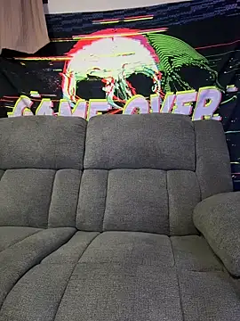 NovaLove2002 online show from April 14, 2026, 4:06 am