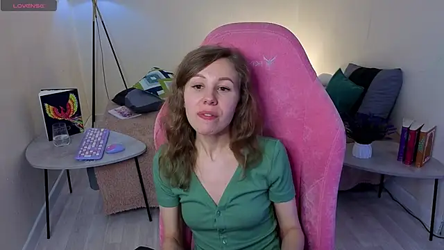 Snapshot of Lill_Mary chatting on February 15, 2025, 5:30 am Lill Mary online show from February 15, 2025, 5:30 am