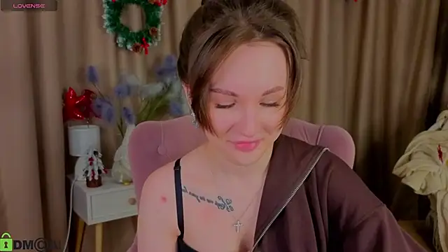 Wendy mm online show from December 3, 2025, 9:31 am