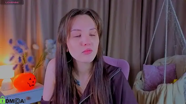 Wendy mm online show from November 3, 2025, 4:10 pm