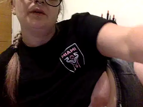 vanillesoumise online show from January 22, 2025, 3:07 pm