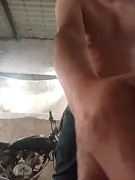 strip 1212 online show from November 24, 2025, 5:46 pm