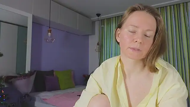 Snapshot of JanePearl chatting on January 10, 2025, 9:55 am JanePearl online show from January 10, 2025, 9:55 am