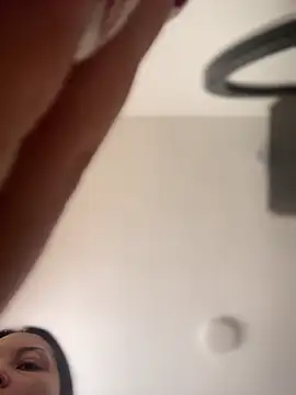 Snapshot of baby_lizy chatting on March 1, 2026, 3:01 pm baby lizy online show from March 1, 2026, 3:01 pm