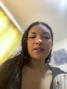 baby lizy online show from May 19, 2026, 12:56 pm