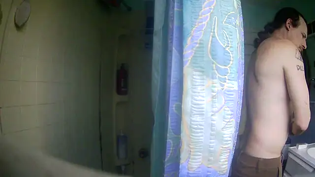 Snapshot of froggymclovin222 chatting on April 3, 2026, 9:10 pm froggymclovin222 online show from April 3, 2026, 9:10 pm