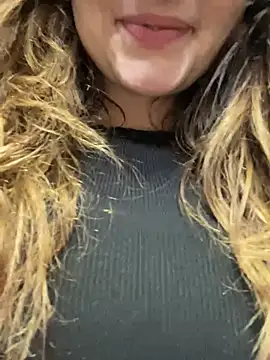 Snapshot of psilybaby chatting on February 20, 2025, 5:12 am psilybaby online show from February 20, 2025, 5:12 am