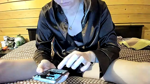 Cookiecutey online show from May 20, 2026, 7:33 pm