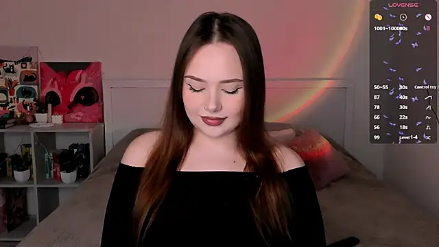 Snapshot of LittleKiitten chatting on March 26, 2026, 1:53 pm LittleKiitten online show from March 26, 2026, 1:53 pm