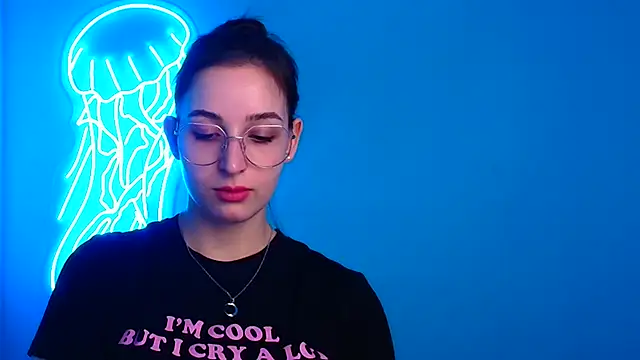 Snapshot of Jessie_Kisss chatting on March 5, 2025, 4:02 pm Jessie Kisss online show from March 5, 2025, 4:02 pm