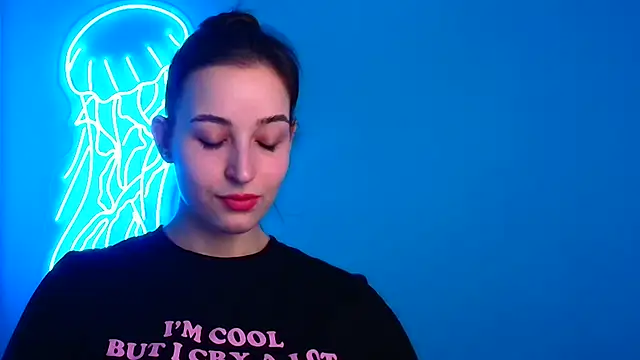 Snapshot of Jessie_Kisss chatting on March 5, 2025, 12:33 pm Jessie Kisss online show from March 5, 2025, 12:33 pm