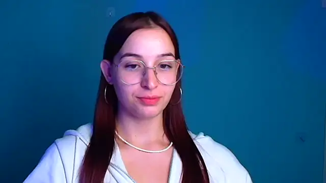 Snapshot of Jessie_Kisss chatting on October 8, 2025, 10:32 pm Jessie Kisss online show from October 8, 2025, 10:32 pm