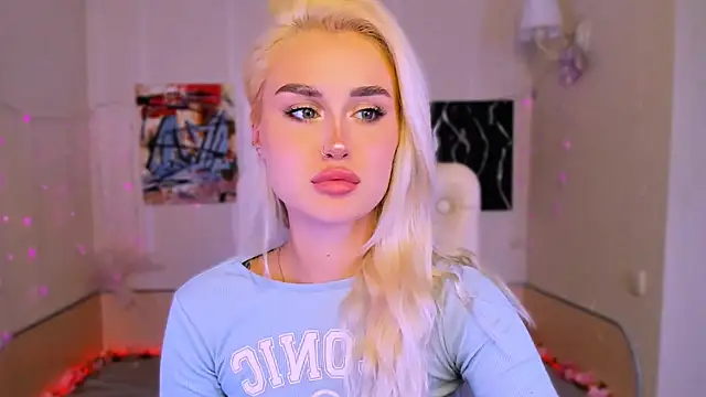  Ravenaa online show from October 23, 2025, 1:21 pm