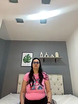 Soe Lara online show from November 29, 2025, 10:59 am