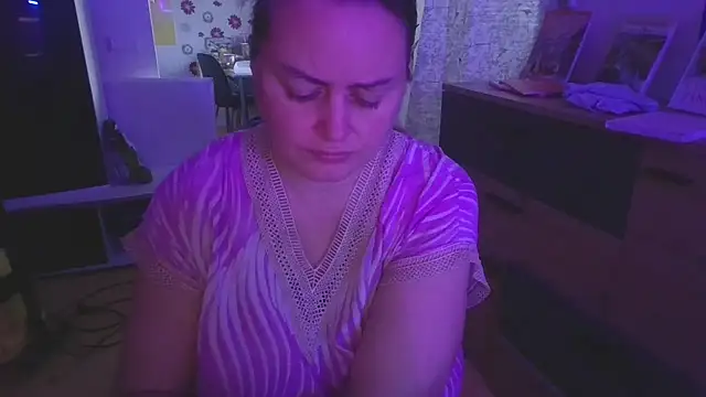 Meliss Official9 online show from November 19, 2025, 6:13 am