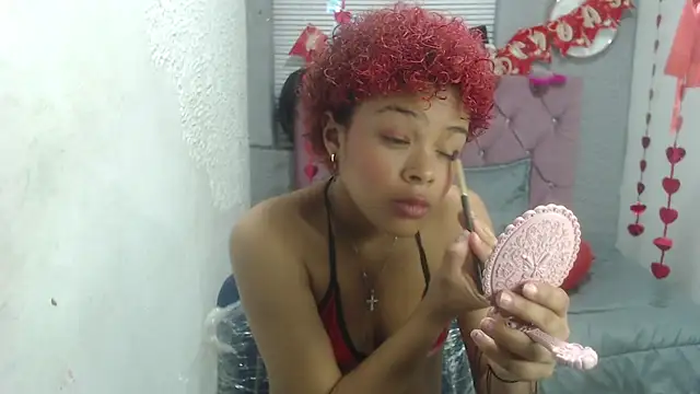 Snapshot of vainillaplaypussy chatting on March 6, 2025, 12:19 pm vainillaplaypussy online show from March 6, 2025, 12:19 pm