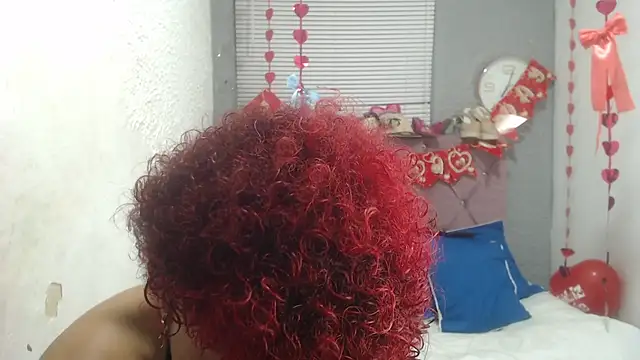 Snapshot of vainillaplaypussy chatting on March 21, 2025, 3:24 pm vainillaplaypussy online show from March 21, 2025, 3:24 pm