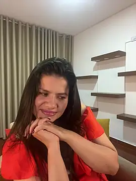 Snapshot of Alice_Biel chatting on February 12, 2025, 2:03 am Alice Biel online show from February 12, 2025, 2:03 am