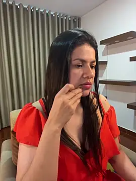 Snapshot of Alice_Biel chatting on March 12, 2025, 9:03 pm Alice Biel online show from March 12, 2025, 9:03 pm