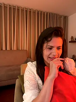 Snapshot of Alice_Biel chatting on October 30, 2025, 3:05 am Alice Biel online show from October 30, 2025, 3:05 am