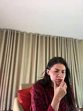 Snapshot of Alice_Biel chatting on June 20, 2026, 1:21 am Alice Biel online show from June 20, 2026, 1:21 am