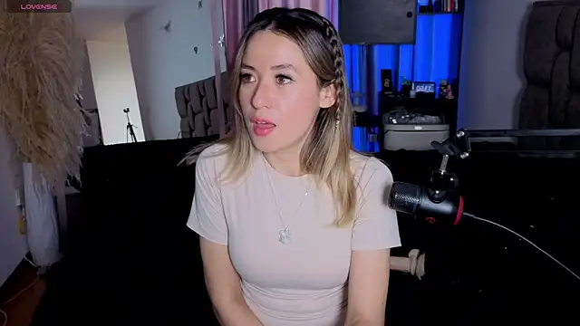 Snapshot of sexfire_lalita chatting on February 13, 2026, 4:51 pm sexfire lalita online show from February 13, 2026, 4:51 pm