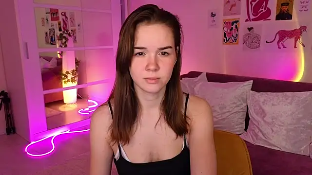 LindaRobertz online show from February 28, 2025, 9:15 am