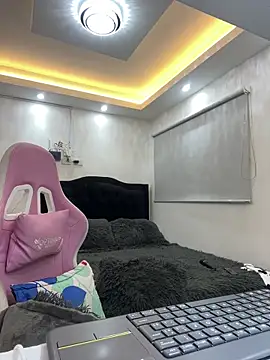 Hot beauty   online show from July 2, 2026, 3:45 am