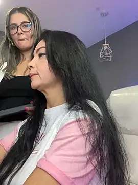 Hot beauty   online show from October 13, 2025, 12:34 am