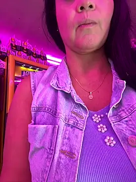 Hot beauty   online show from March 19, 2026, 2:11 am