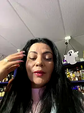 Hot beauty   online show from October 17, 2025, 2:59 am